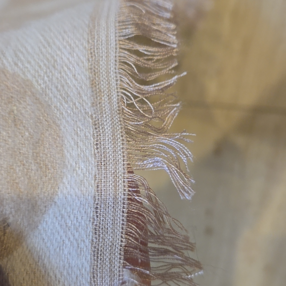New Karl Lagerfeld Paris Cream/Tan Fringed Edge Oversized Scarf/Wrap - Picture 5 of 9